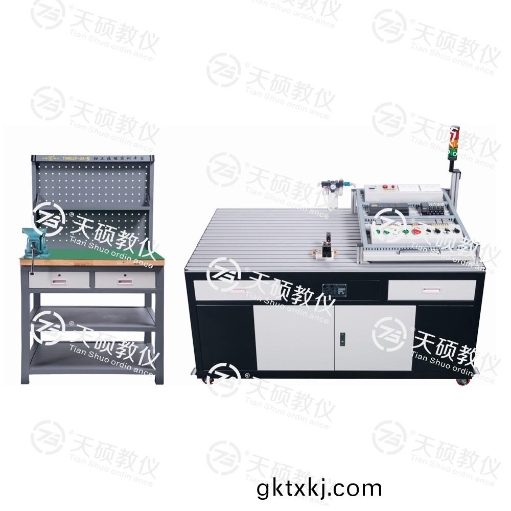 TSMTZK-2型 PLC與(yu)機械傳(chuan)動(dong)基礎(chu)控(kong)製實(shi)訓(xun)檯(tai)